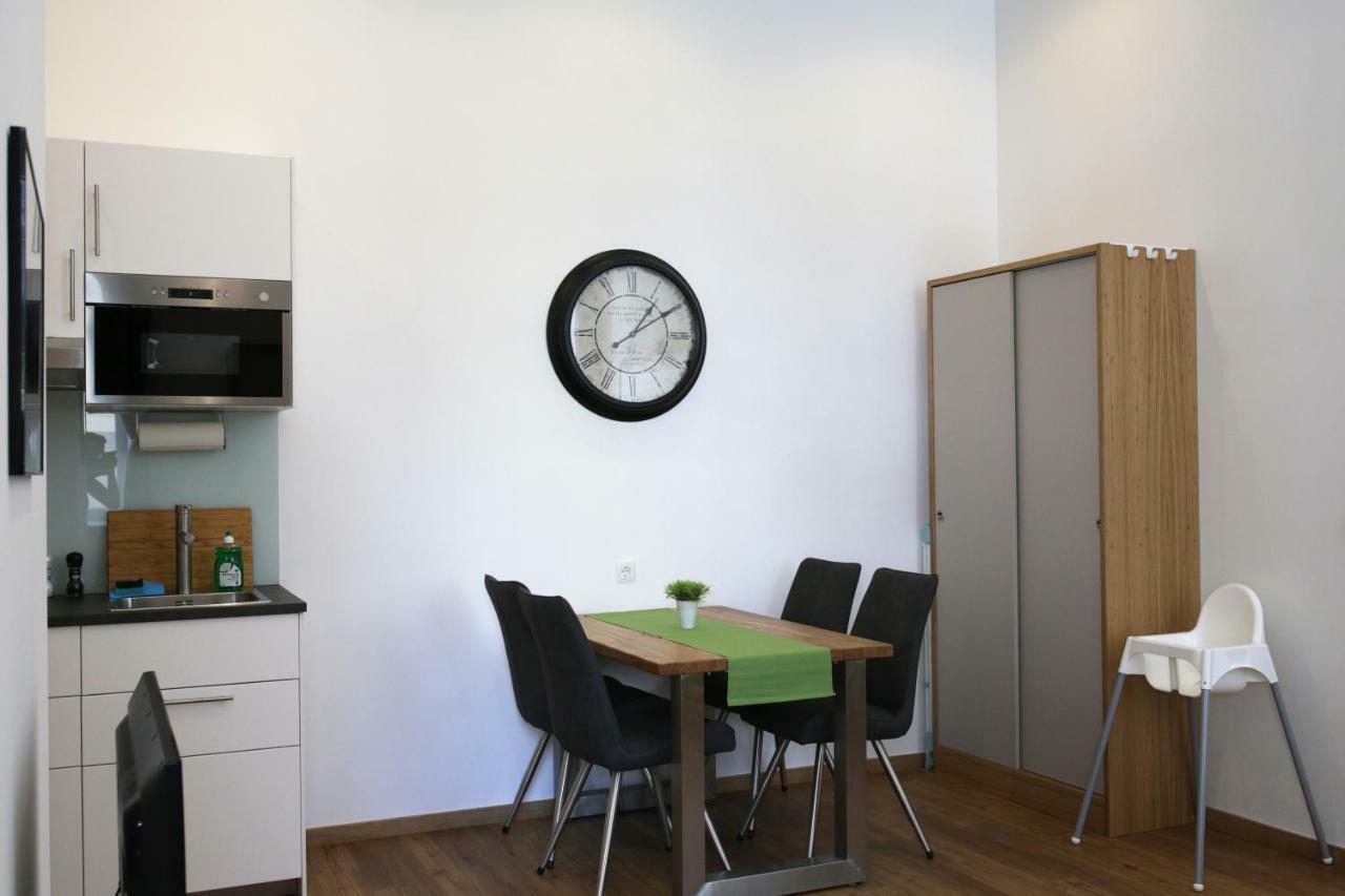 Vienna Gold Apartments - Contactless Check In Ngoại thất bức ảnh